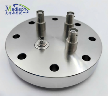 定制法蘭饋通  3*SHV+SMAD50