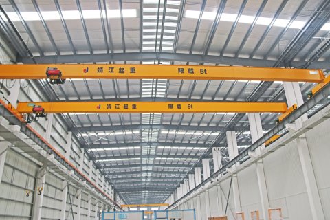 “科技創(chuàng)新，服務(wù)為上”是起重機(jī)市場的生存法【靖江起重】