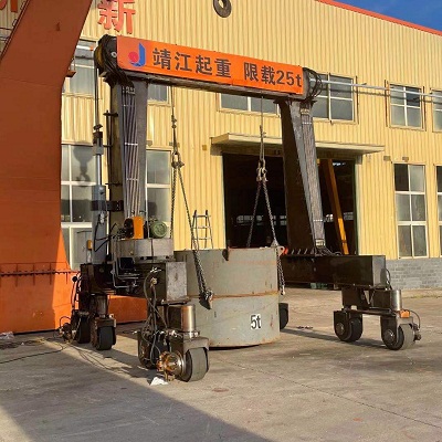 靖江門式起重機廠家直銷分享購買門式起重機看哪些標(biāo)準(zhǔn)？
